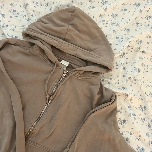 H&M basic brown zip up hoodie - Picture 1 of 4